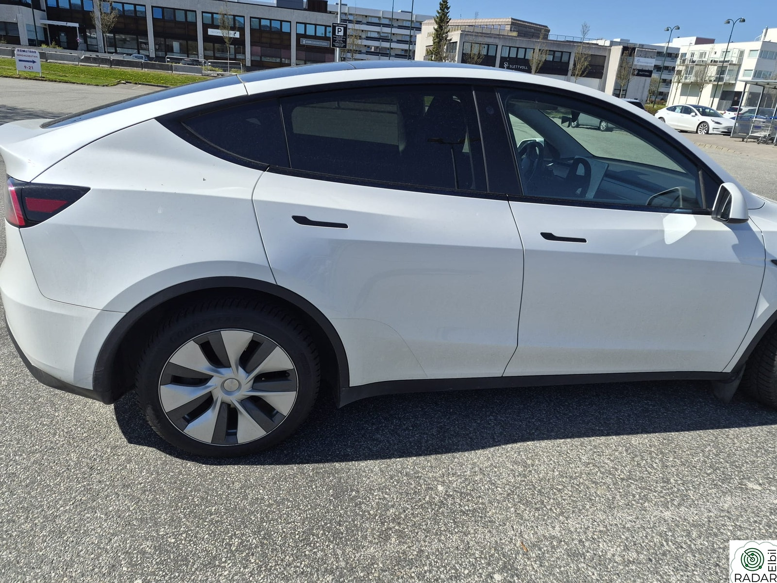 TESLA Model Y Long Range AWD