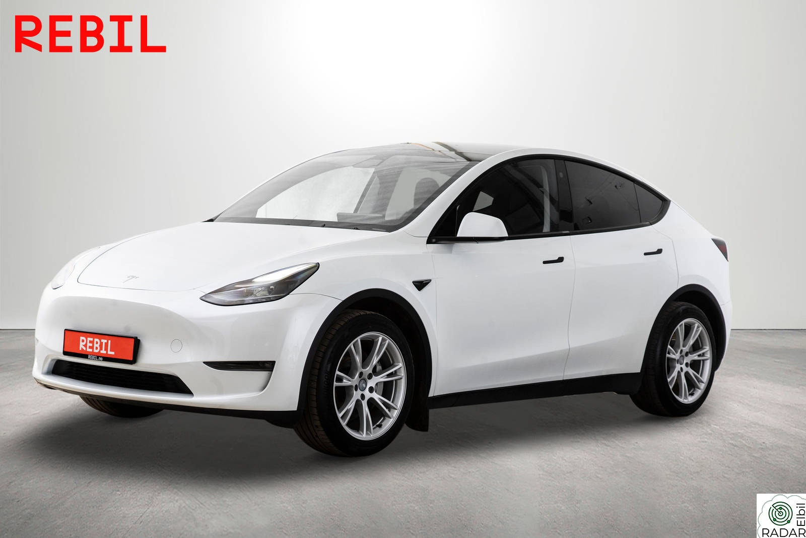 TESLA Model Y 533km(WLTP)/LR/AWD/Ryzen/Navi/R.kam/Pano/AP/V.pump/Krok