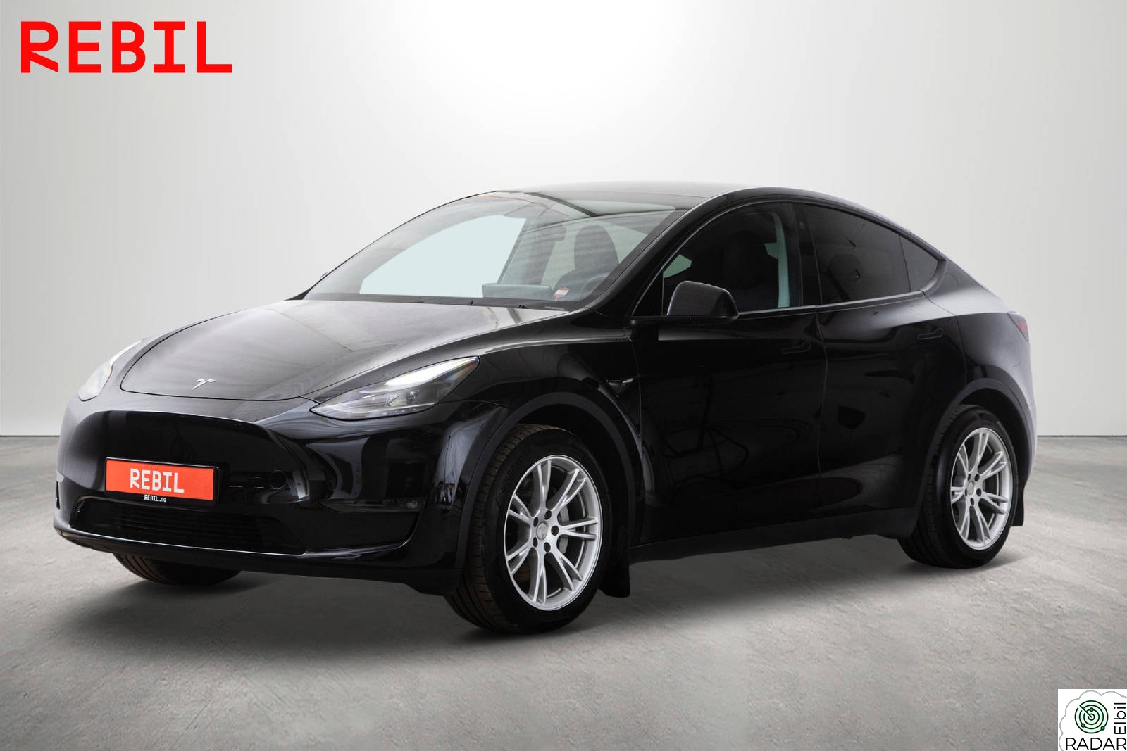 TESLA Model Y 533km(WLTP) LR/AWD/Ryzen/Navi/R.kam/AP/Pano/Skinn/Krok