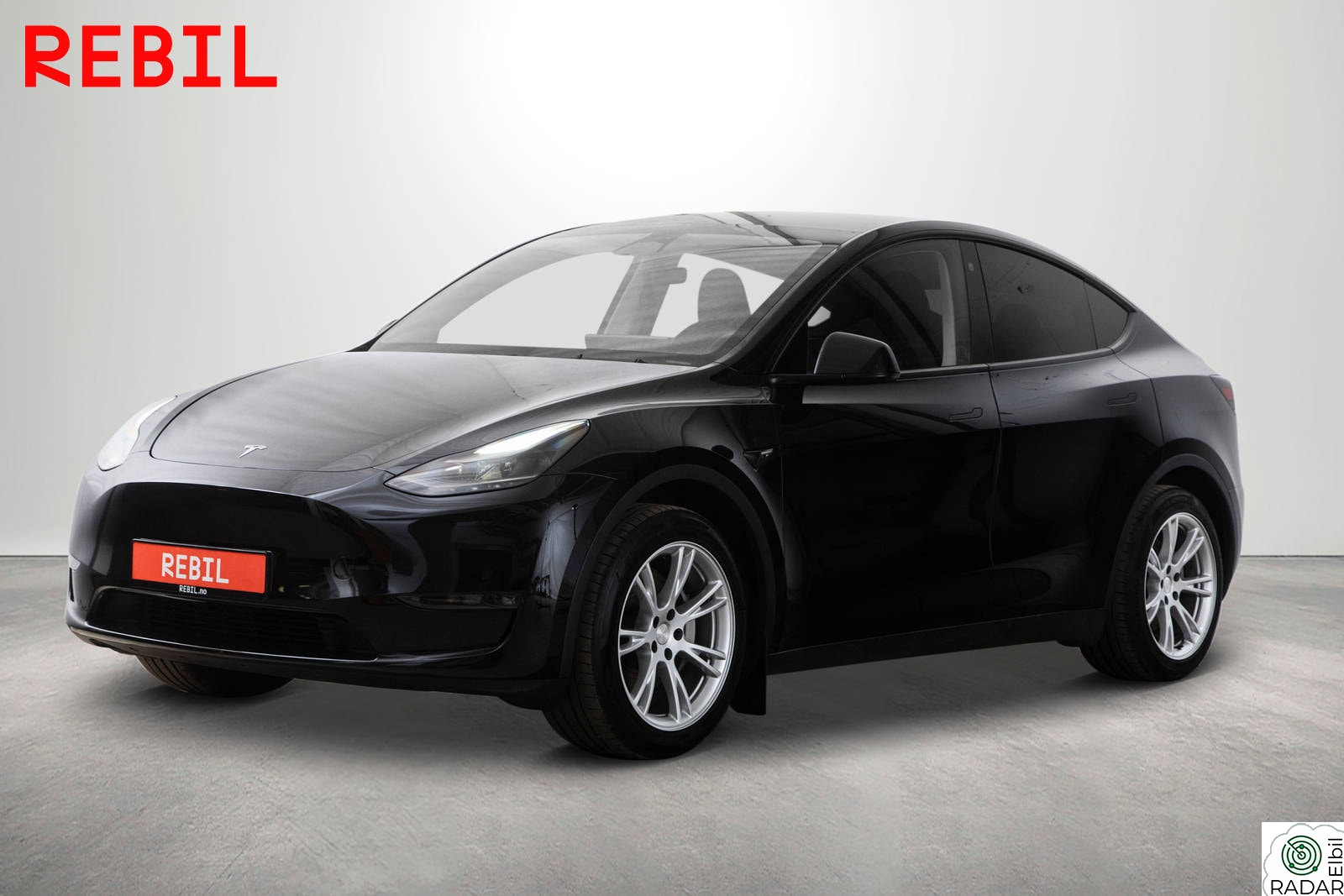 TESLA Model Y 533km/LR/AWD/MCU3/Krok/AP/Navi/R.kam/Pano/Memory/V.pump