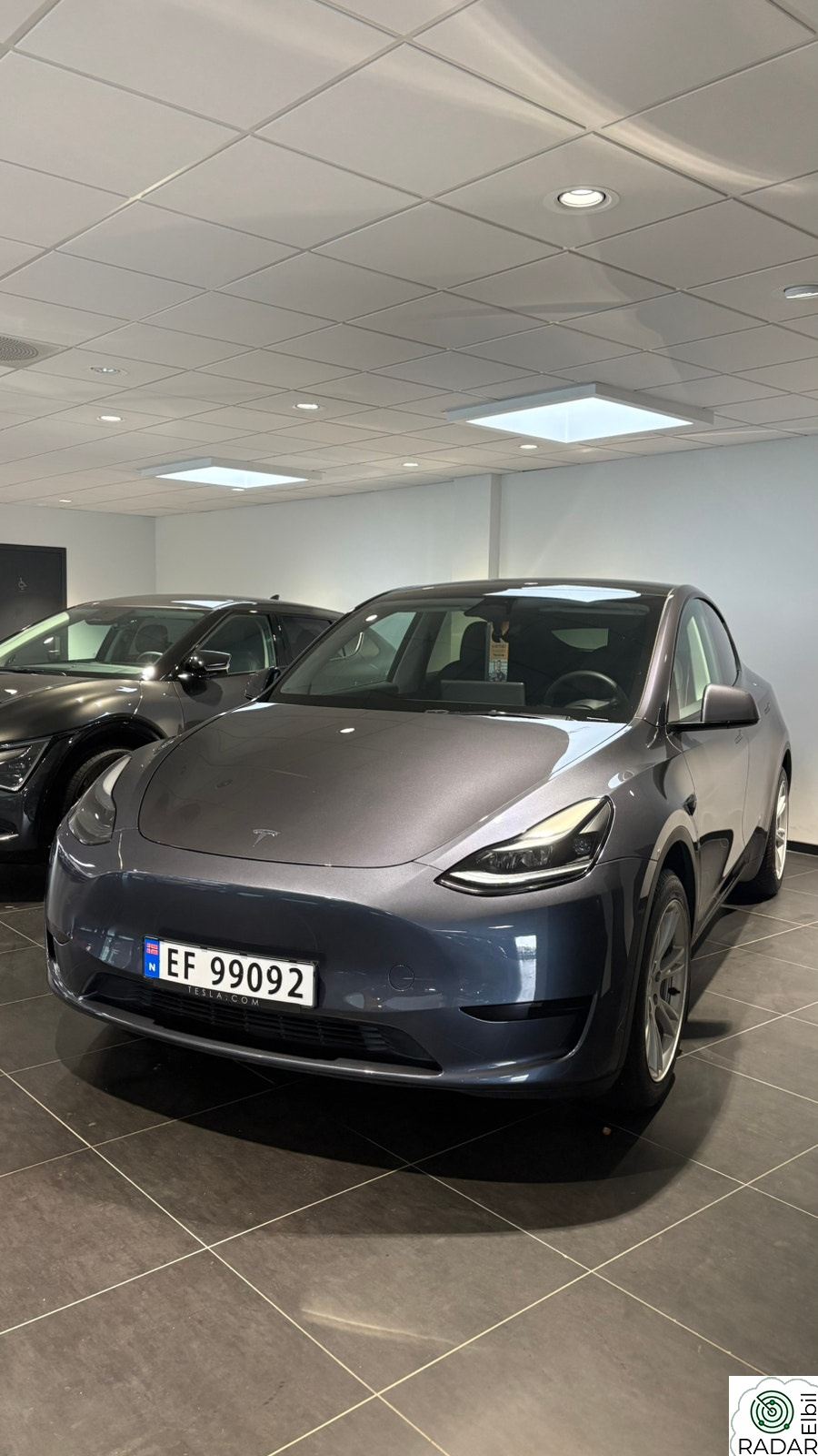 TESLA Model Y Standard Range RWD
