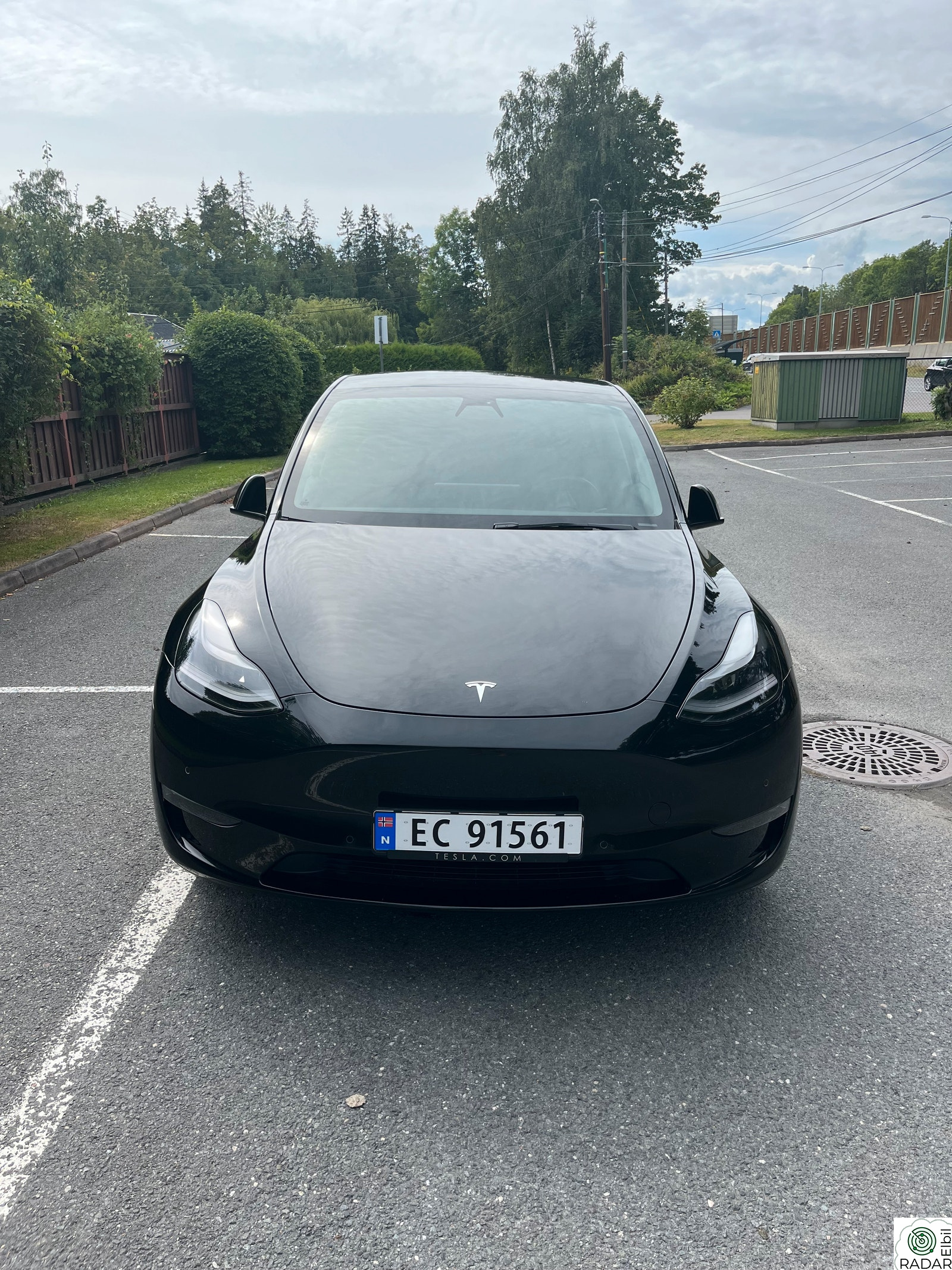 TESLA Model Y Long Range AWD