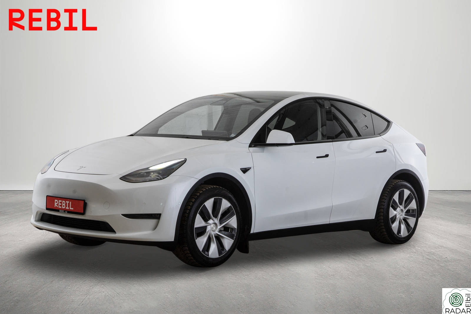 TESLA Model Y 507km(WLTP)/LR/AWD/MCU2/Navi/R.kam/Pano/AP/V.pumpe