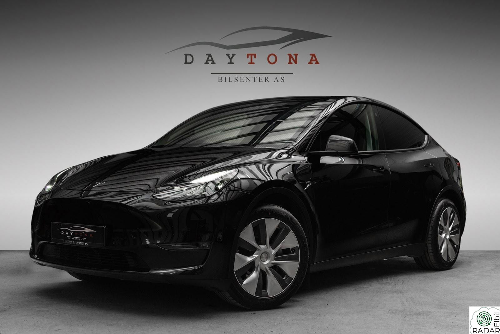 TESLA Model Y Longe Range AWD 507km/ Autopilot/ H.feste/ Varmepumpe