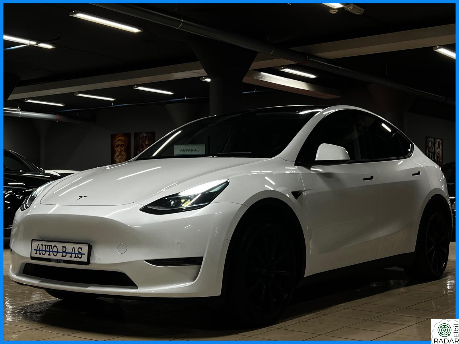 TESLA Model Y LongRange / AWD / Ny EU / Premium / AP / 360Kam