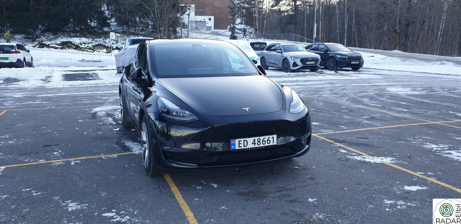 TESLA Model Y Long Range AWD