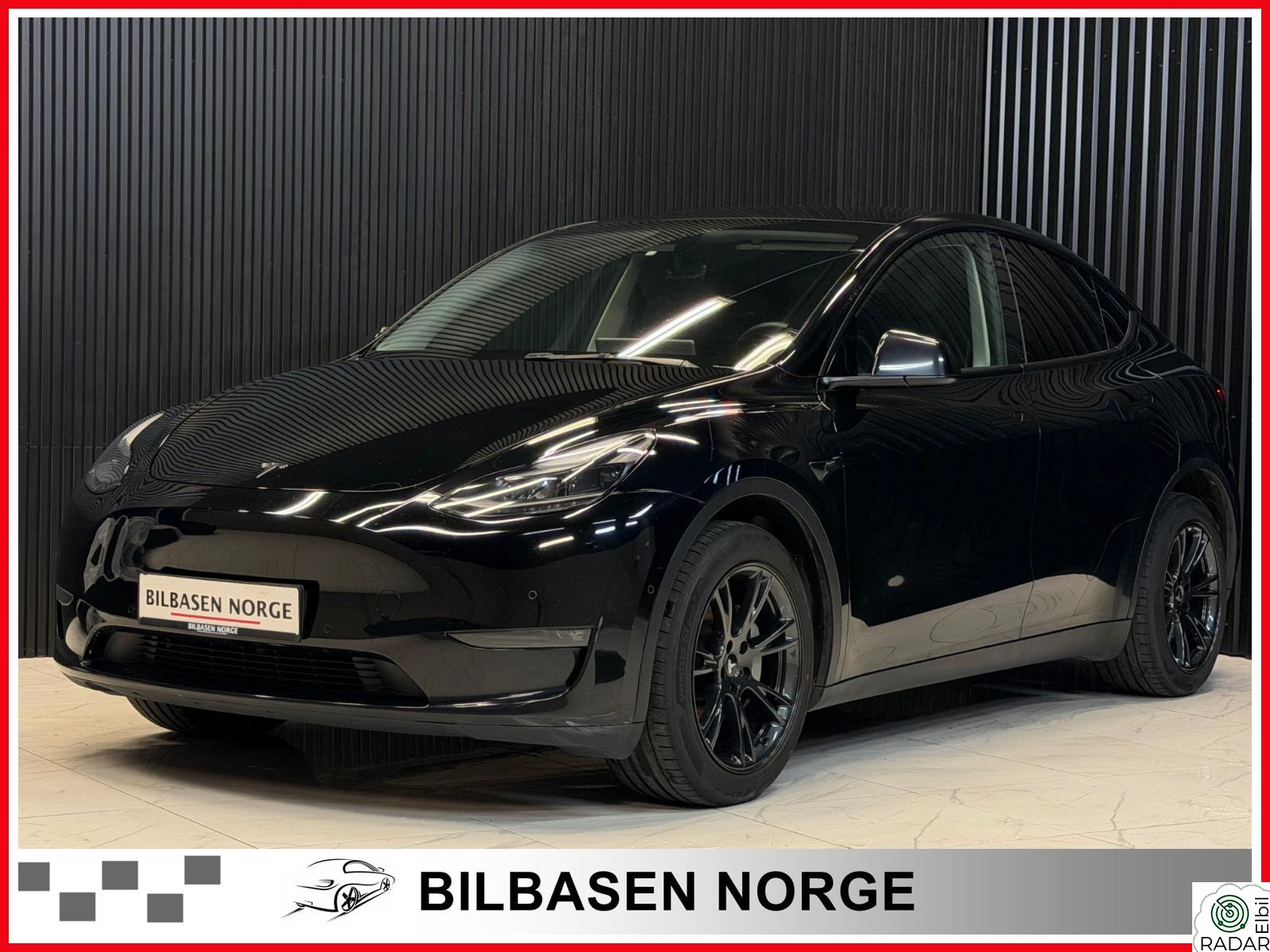 TESLA Model Y LONG RANGE/AWD/SKINN/H.FESTE/360*kamera/ACC