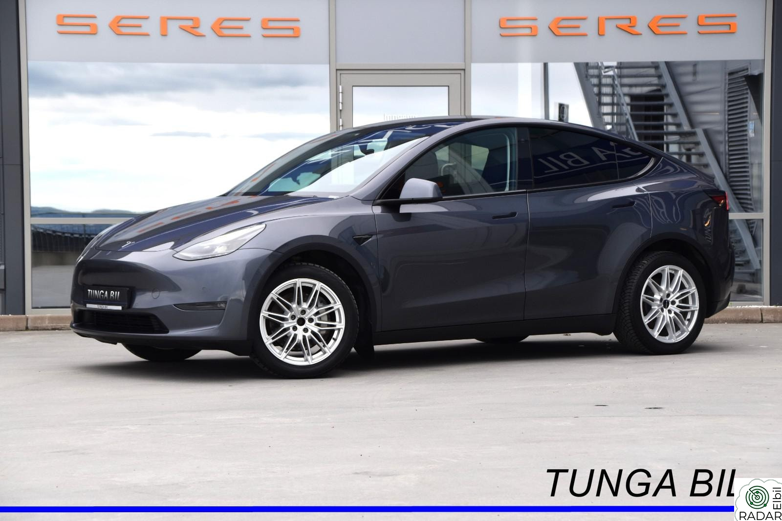 TESLA Model Y Long-Range Dual Motor AWD | kr. 3.990,- mnd!