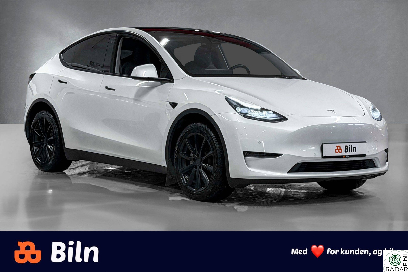 TESLA Model Y Long Range AWD /Krok/Autopilot/Skinn/Premium/HIFI/Pano