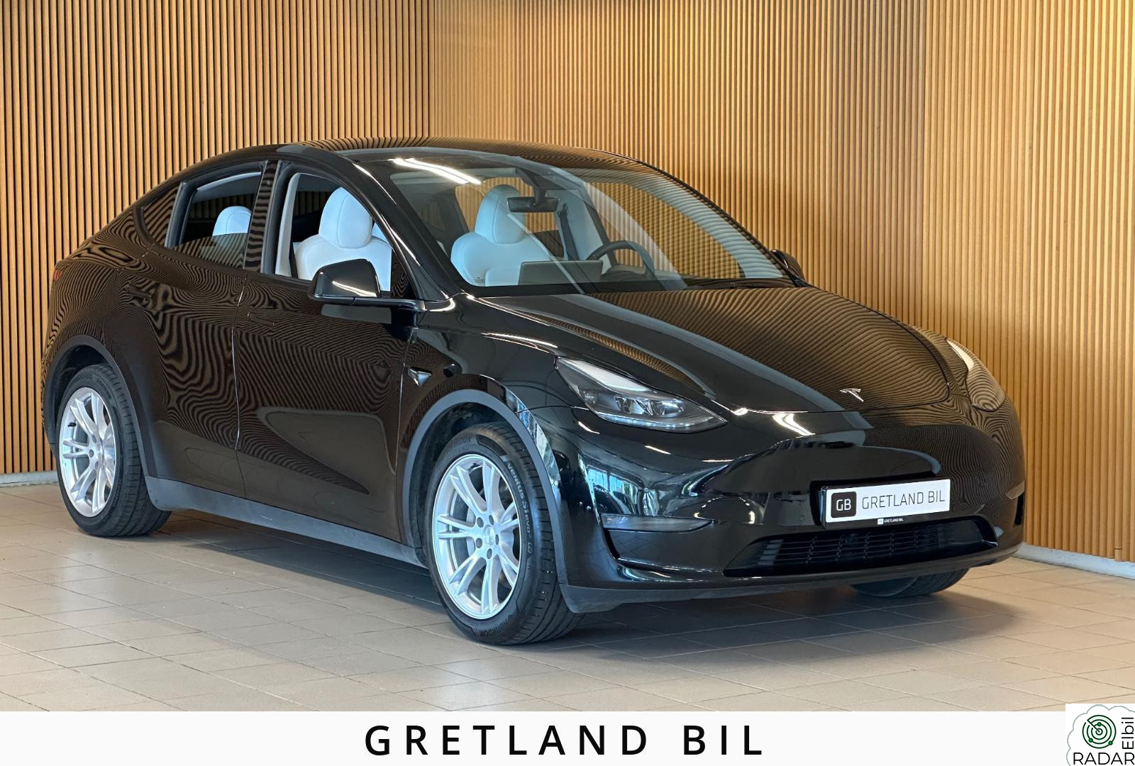TESLA Model Y Long Range Dual Motor / AWD/ Krok //1 eier/S-V Hjul/