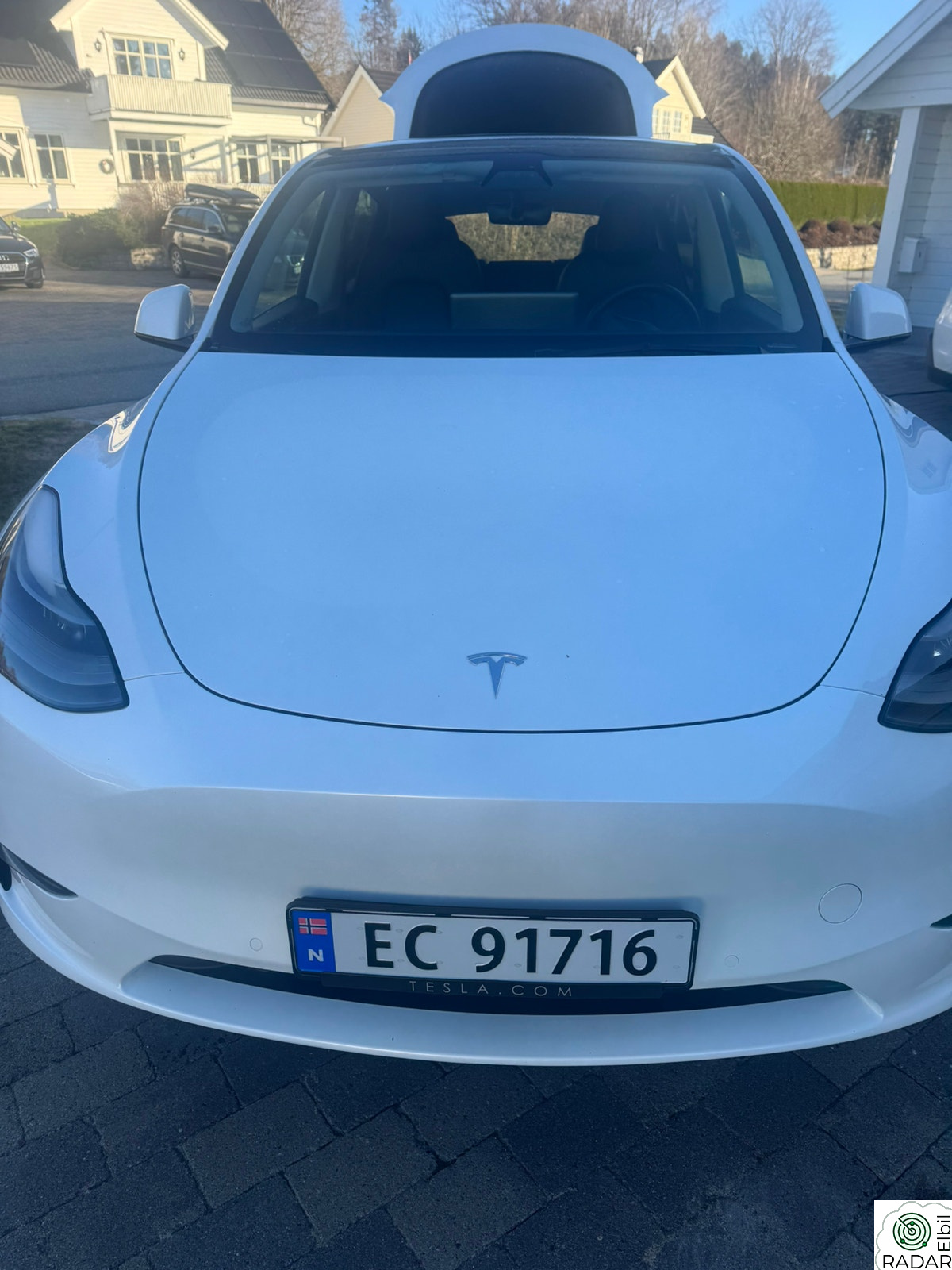 TESLA Model Y Long Range | 4X4 | Hengerfeste | Autopilot | 1-Eier