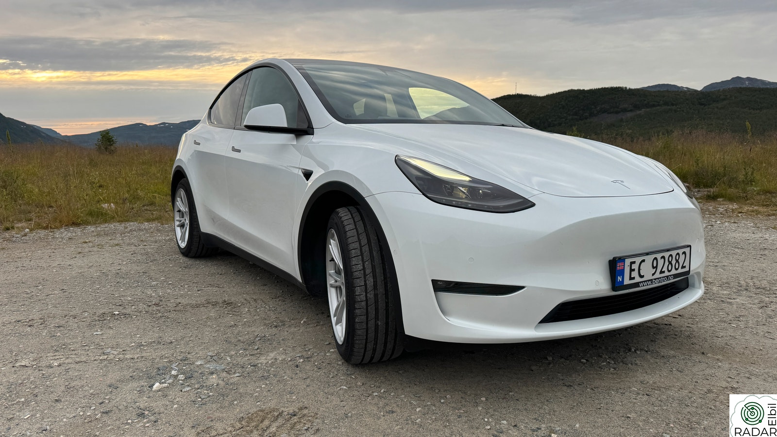 TESLA Model Y Long Range AWD