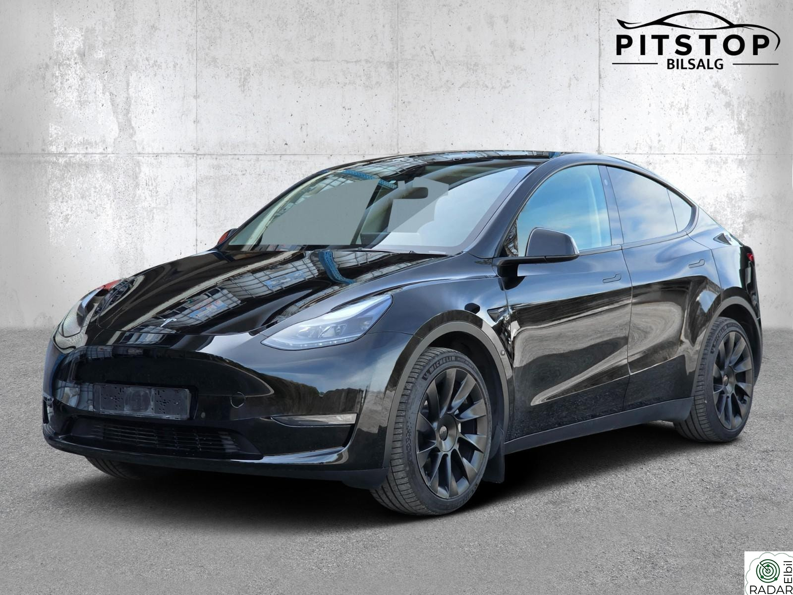 TESLA Model Y LongRange AWD 507km AP FSD HW3 Premium Varmepumpe Folie