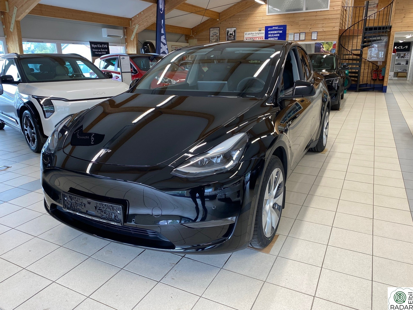 TESLA Model Y Long Range AWD
