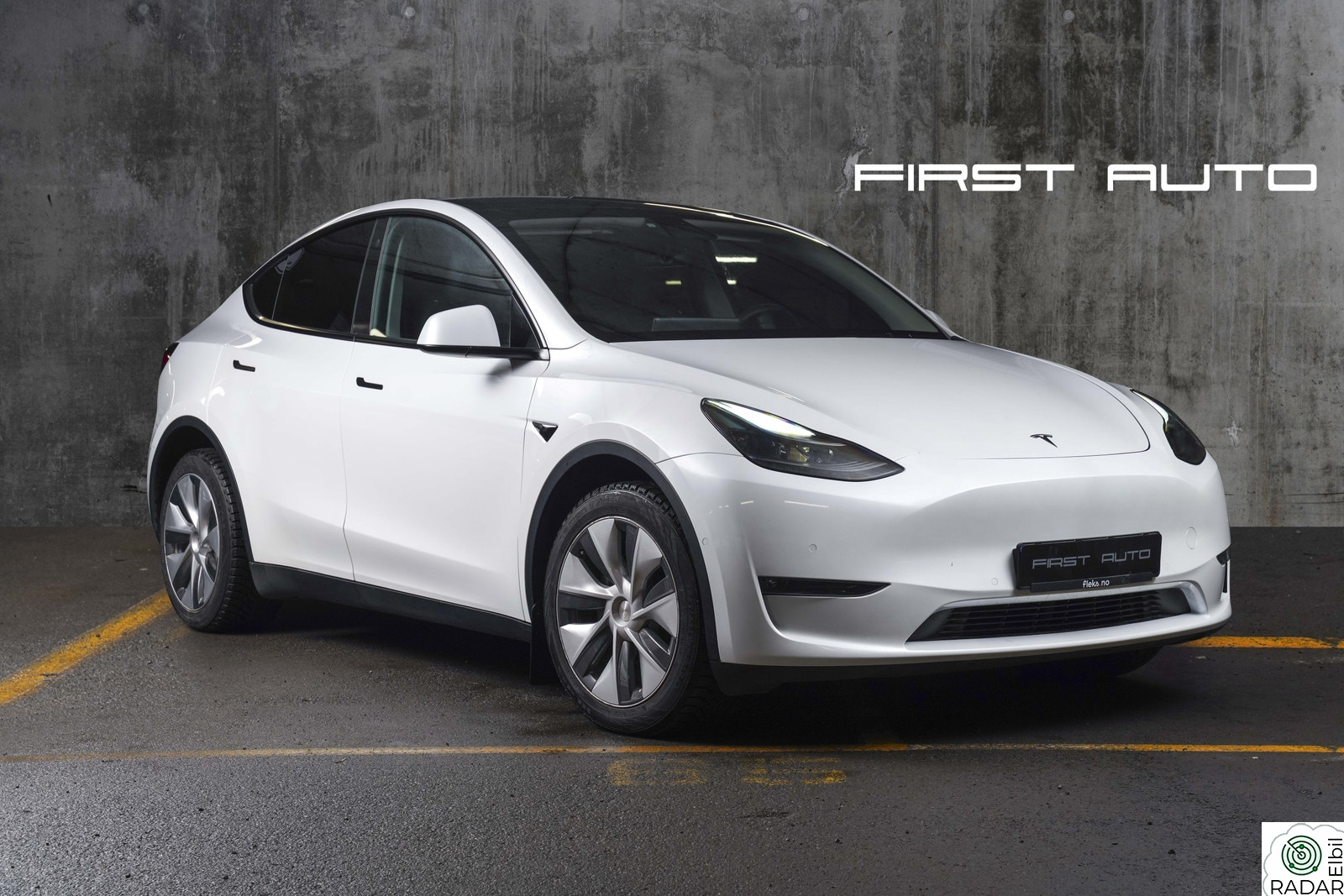 TESLA Model Y LR AWD 1 EIER PREMIUM AP KR 3.900,-/MND
