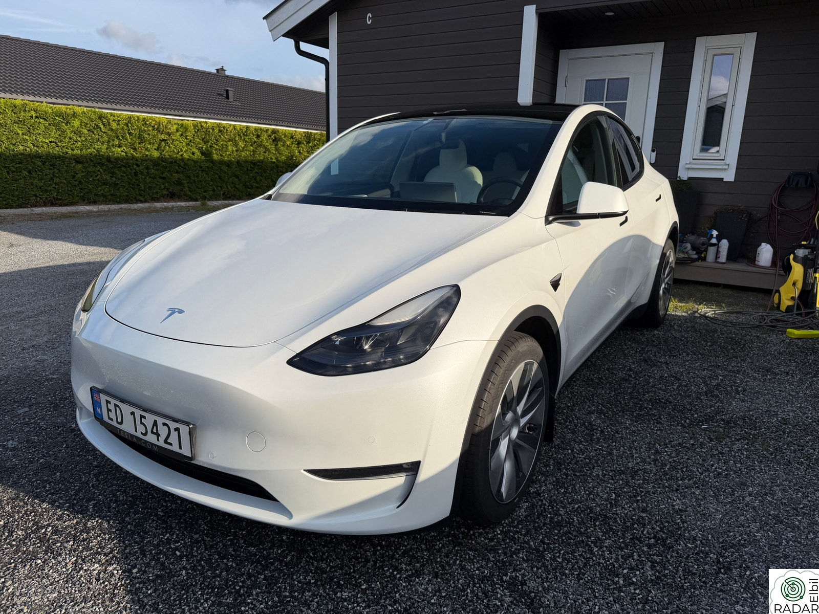 TESLA Model Y Long Range AWD