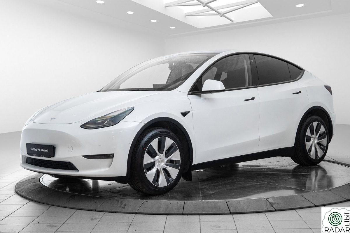 TESLA Model Y Long Range AWD| EAP | Garanti