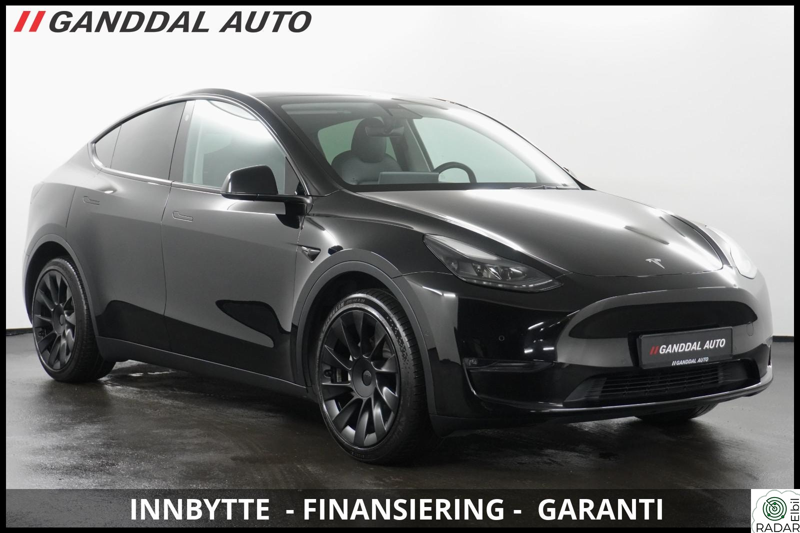 TESLA Model Y LONGE RANGE AWD / 20" / KAMERA / SKINN / ACC / PANO +