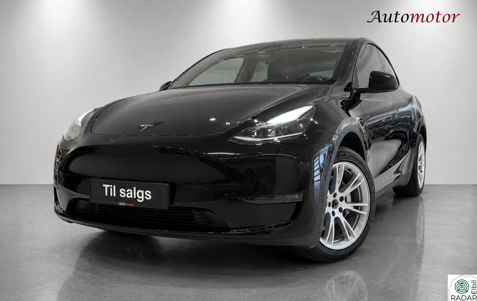 TESLA Model Y Long Range 507KM/4X4/Autopilot/Navi/360Kam/Pano/1Eier
