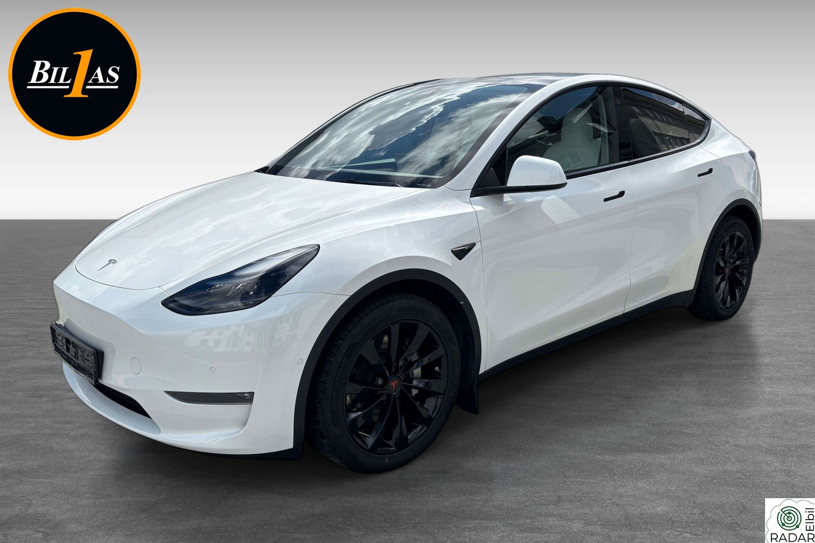 TESLA Model Y LR, H-feste, AP, S/V dekk, Premium,