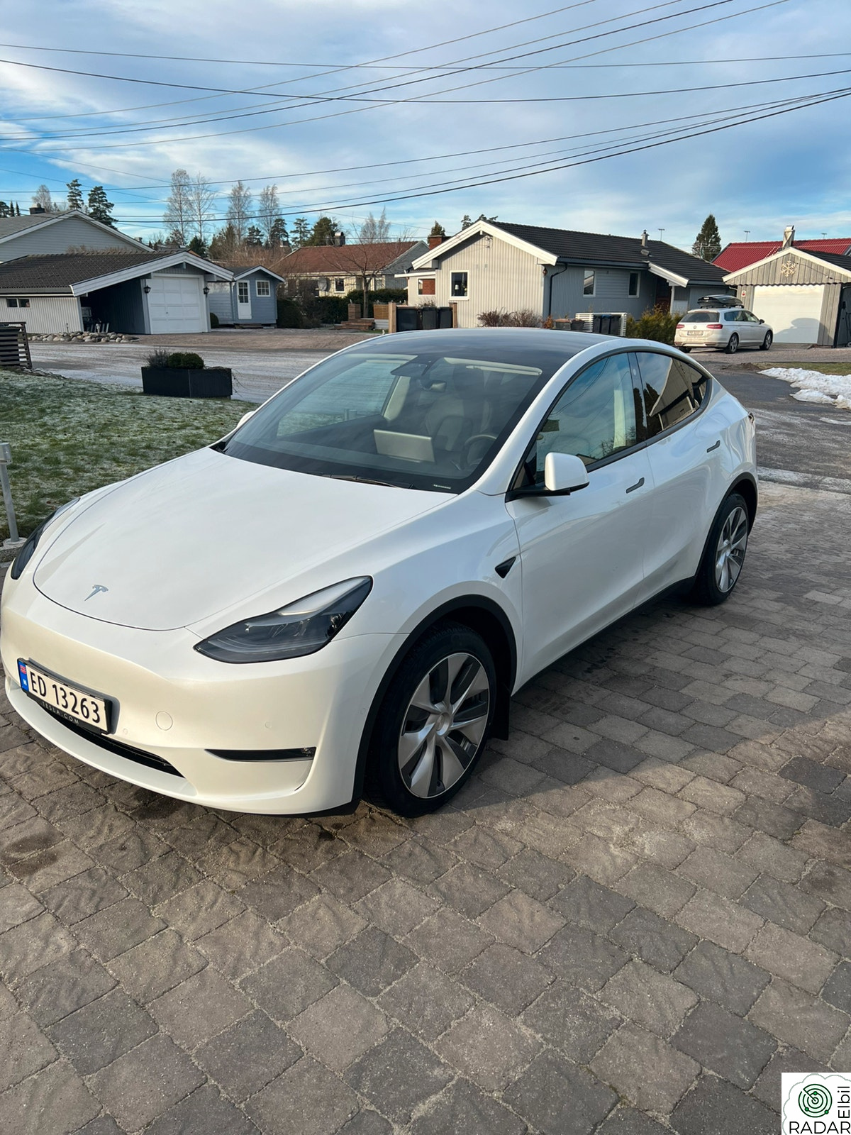 TESLA Model Y Long Range AWD