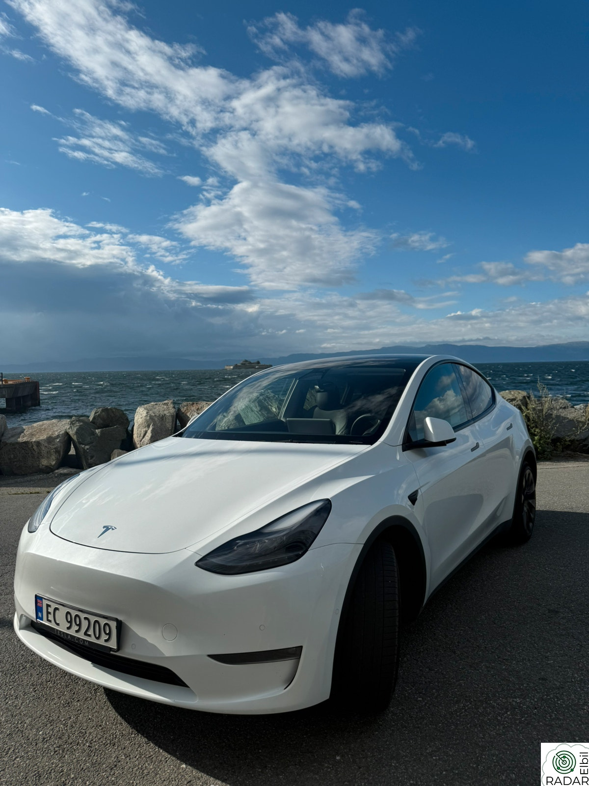 TESLA Model Y Long Range AWD | NY EU | Garanti | Autopilot | 20’’