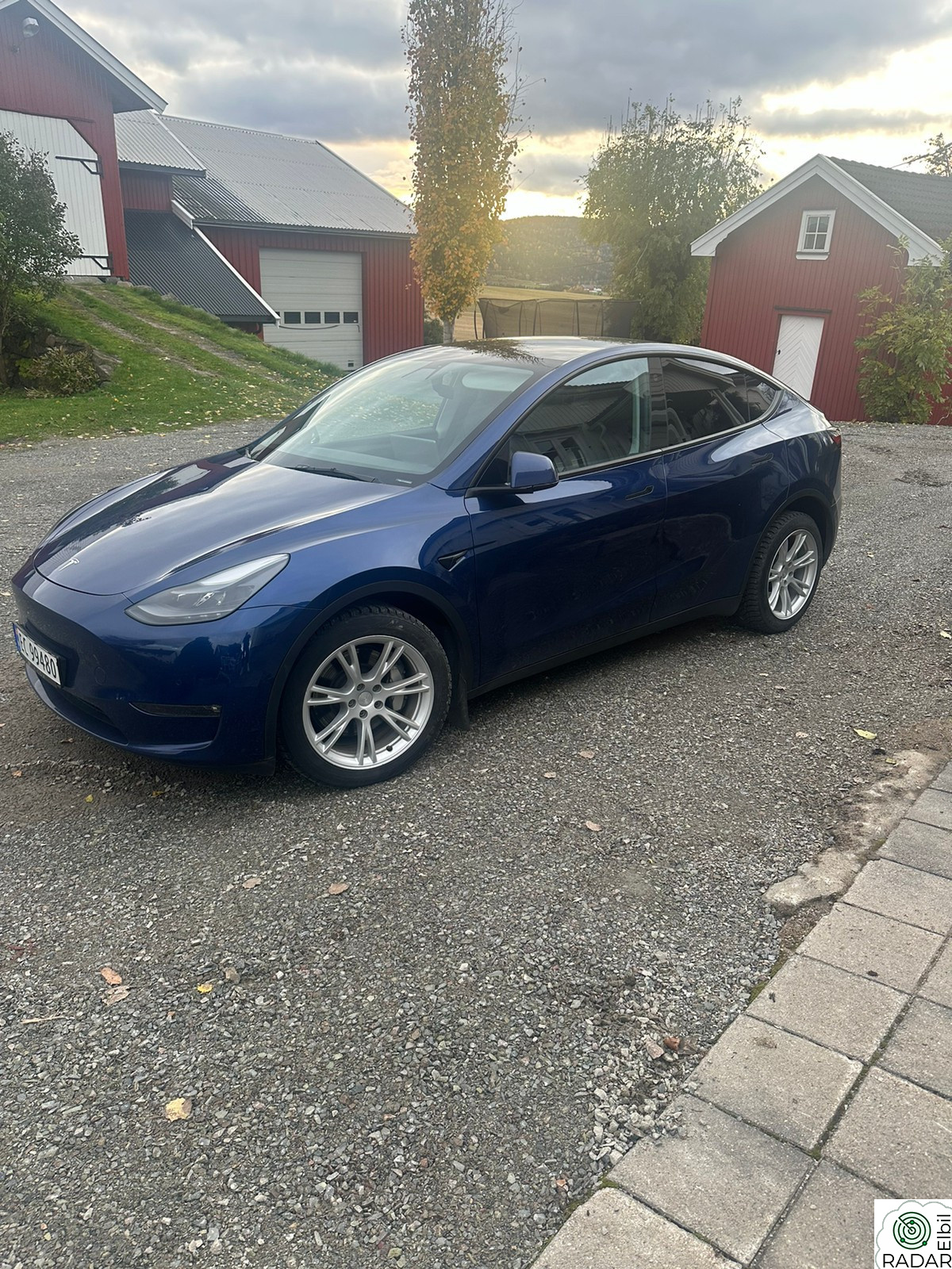TESLA Model Y Long Range AWD
