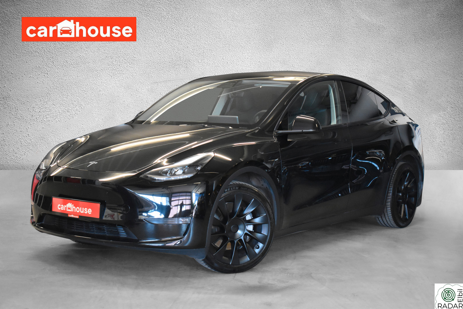 TESLA Model Y AWD LONG RANGE BLACK PANO KAMERA AUTOPILOT PREMIUM+++