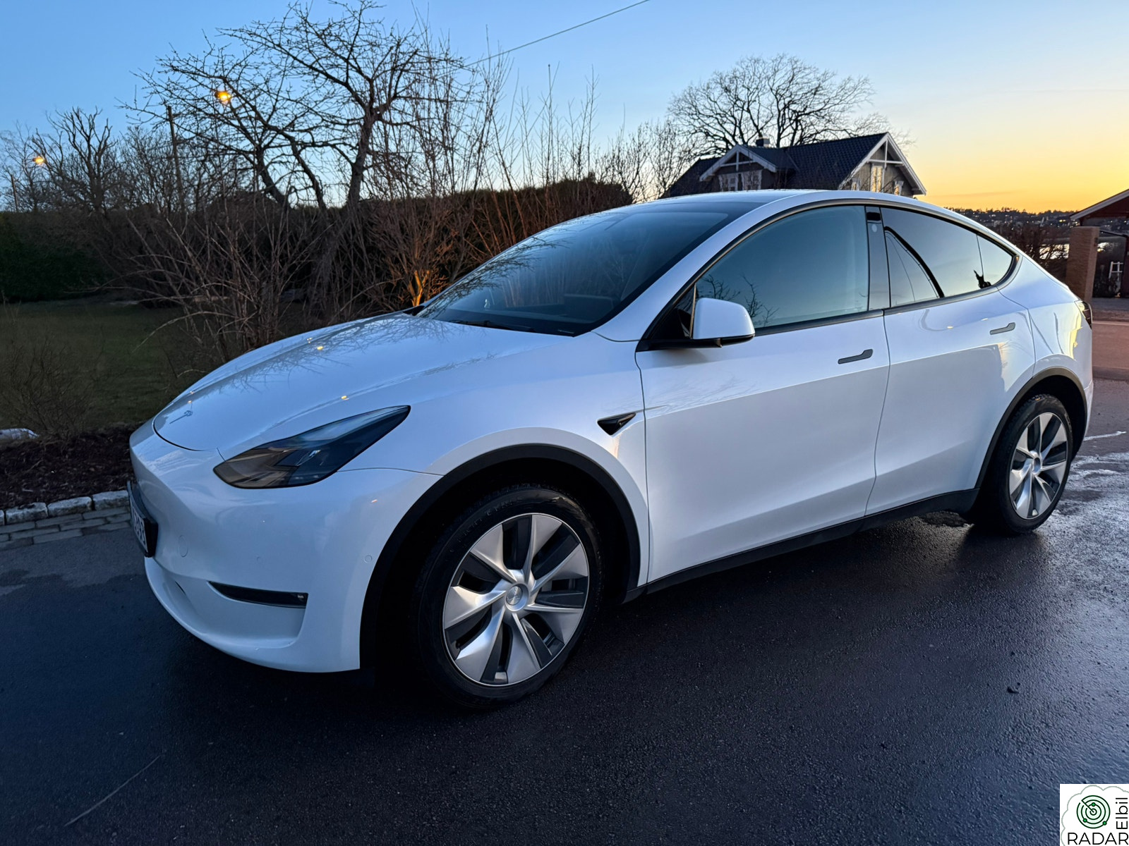 TESLA Model Y Long Range AWD