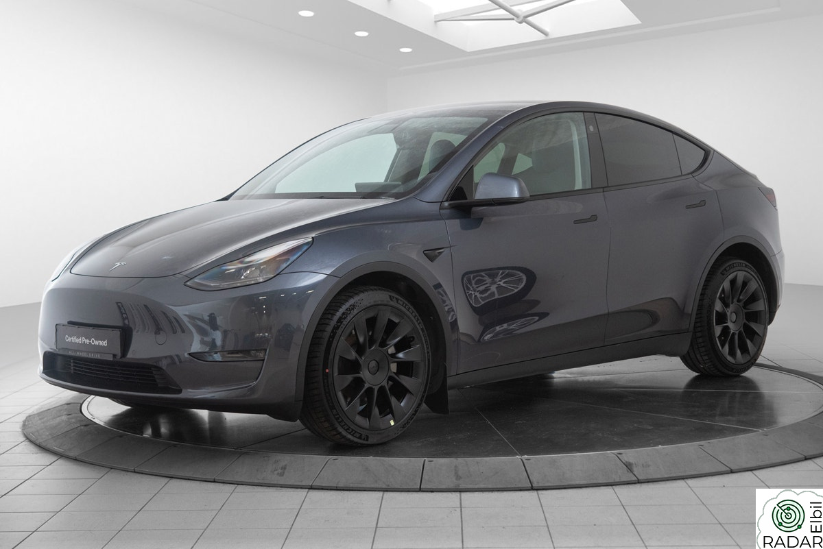 TESLA Model Y Long Range AWD| EAP | Garanti