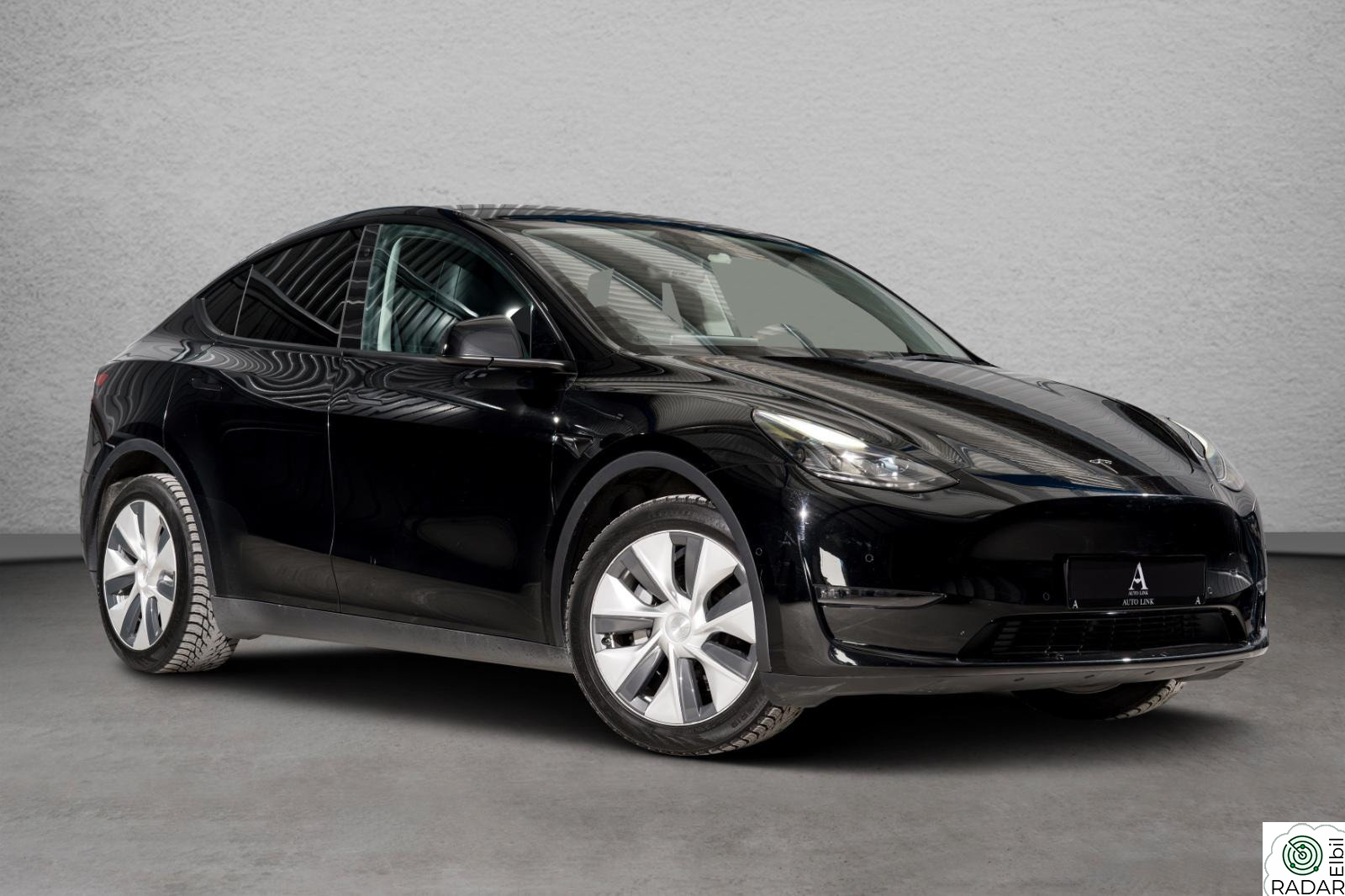 TESLA Model Y LONG RANGE/AWD/514HK/PANO/KAMERA/RATTVARME/GARANTI