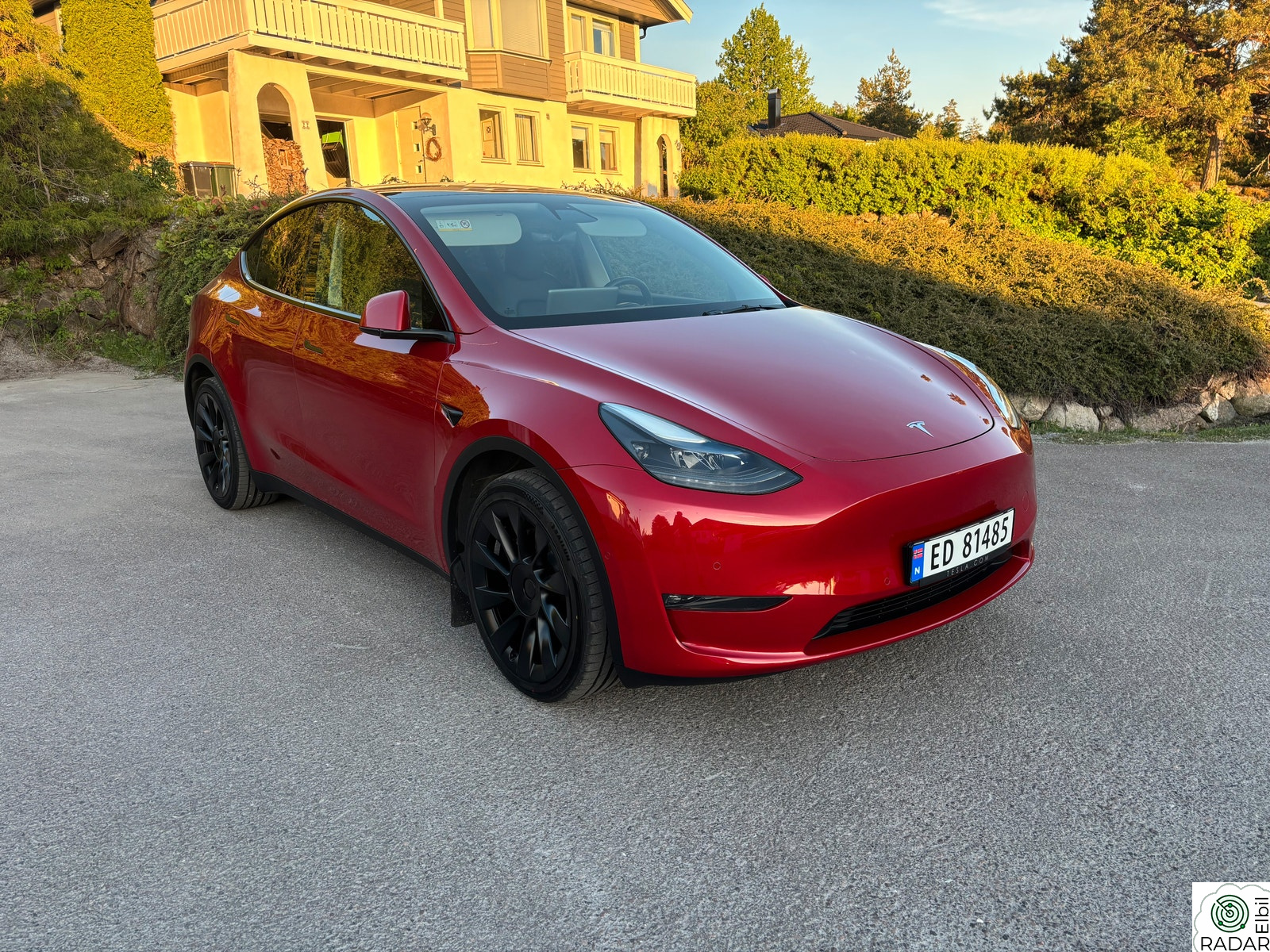 TESLA Model Y Long Range AWD