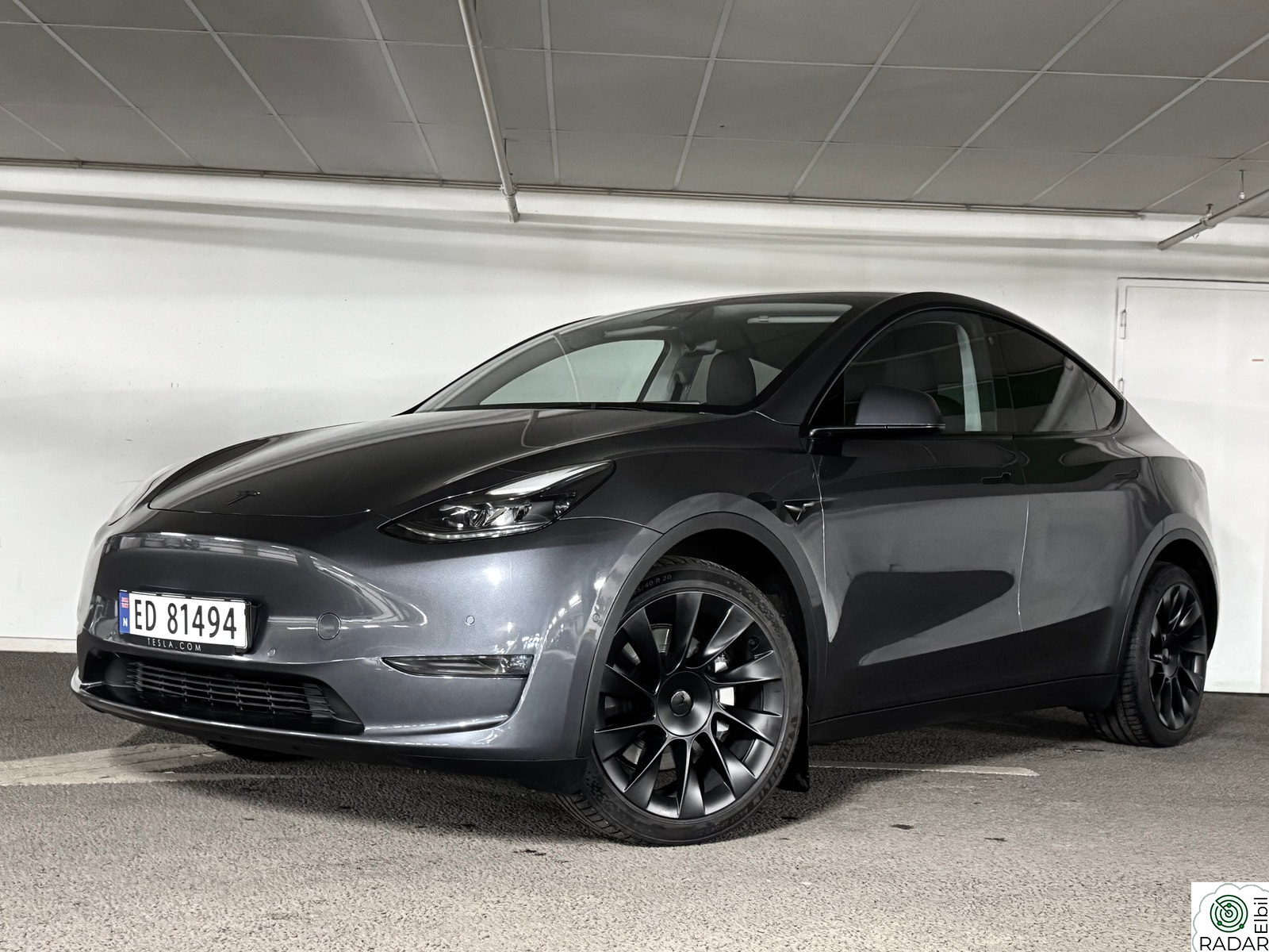 TESLA Model Y LONG RANGE AWD+EAP AUTOPILOT+20" TURBIN+NY EU 03/2028