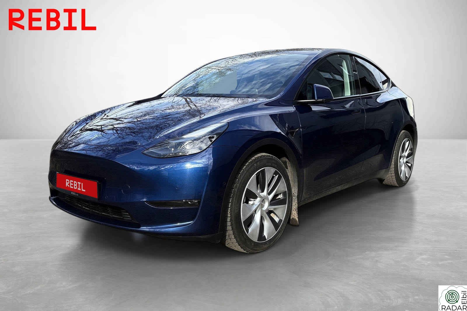 TESLA Model Y Long Range/AWD/Krok/Ryzen/P.sensor/V.pumpe/R.kam/AP