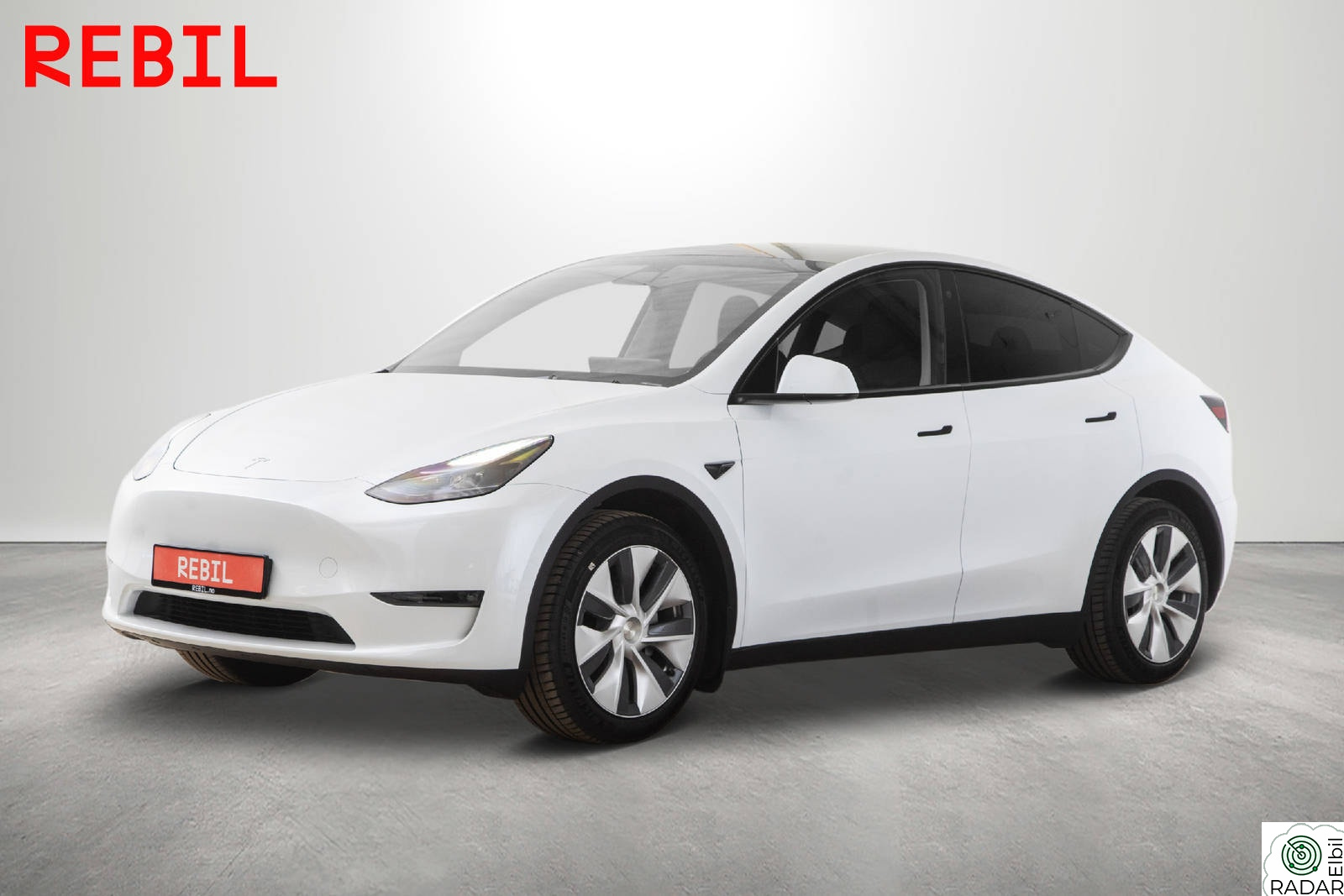 TESLA Model Y 533Km (75kWh) LR/AWD/Pano/Krok/Navi/Ryzen/Skinn/AP