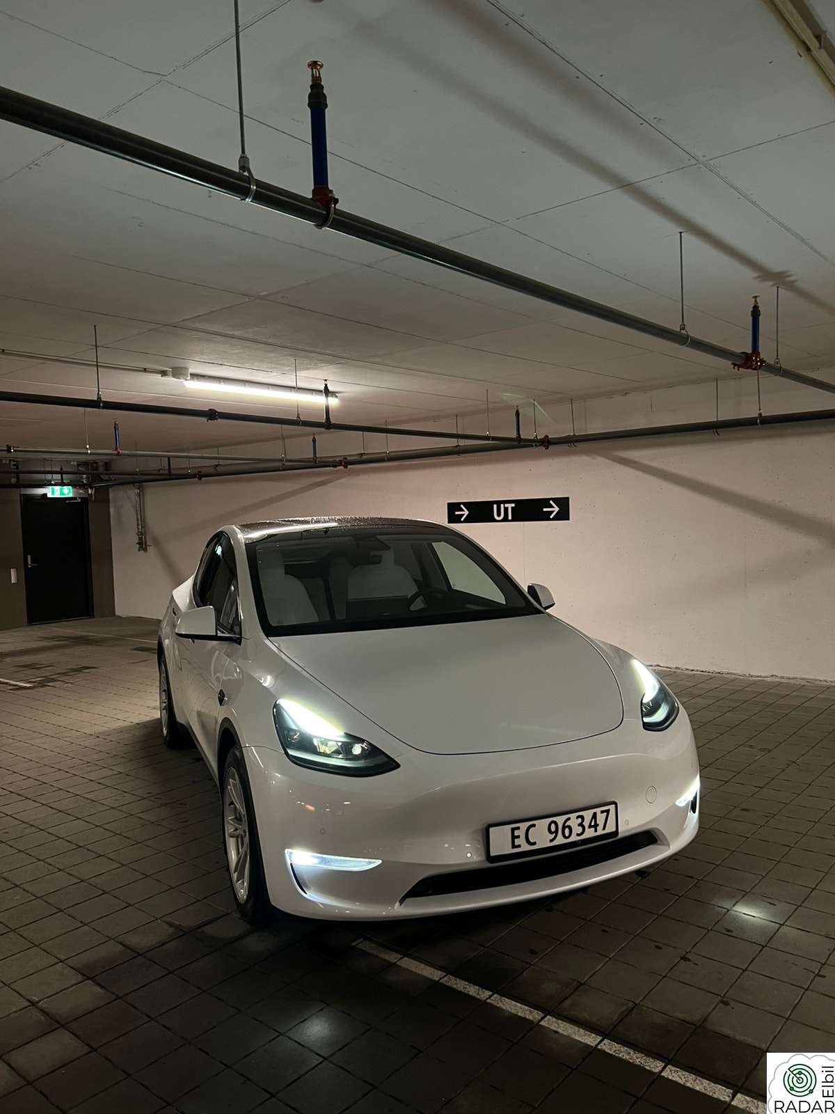 TESLA Model Y Long Range AWD