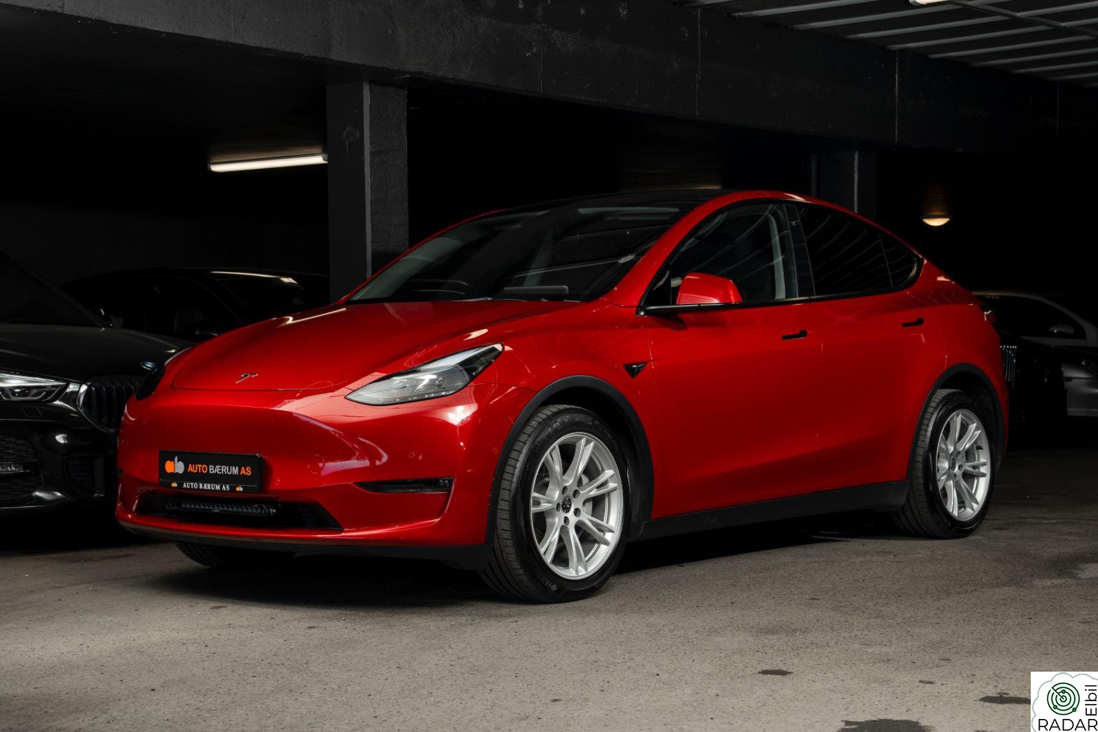 TESLA Model Y AWD/514HK/LR/FSD/PREMIUM/KROK/KEYLESS/360/GLASSTAK