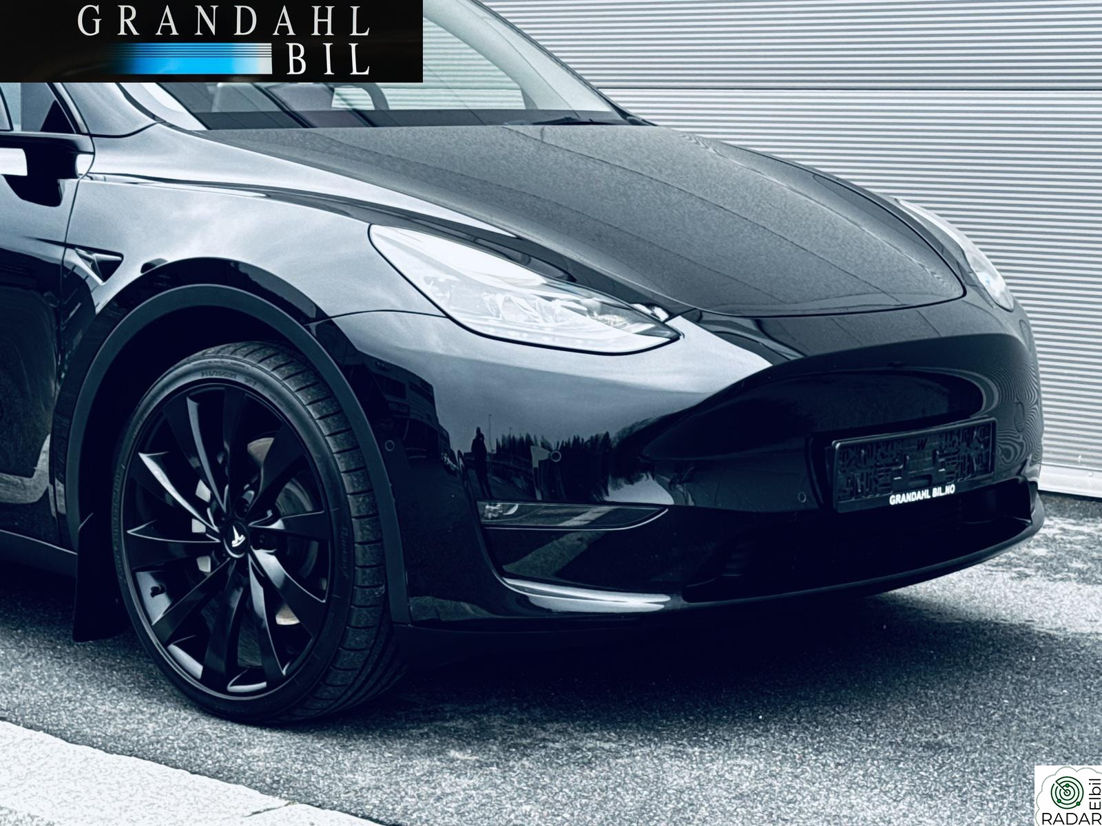 TESLA Model Y LR -AWD-Hengerfeste -Autopilot -INNBYTTE -Tilbyr finans