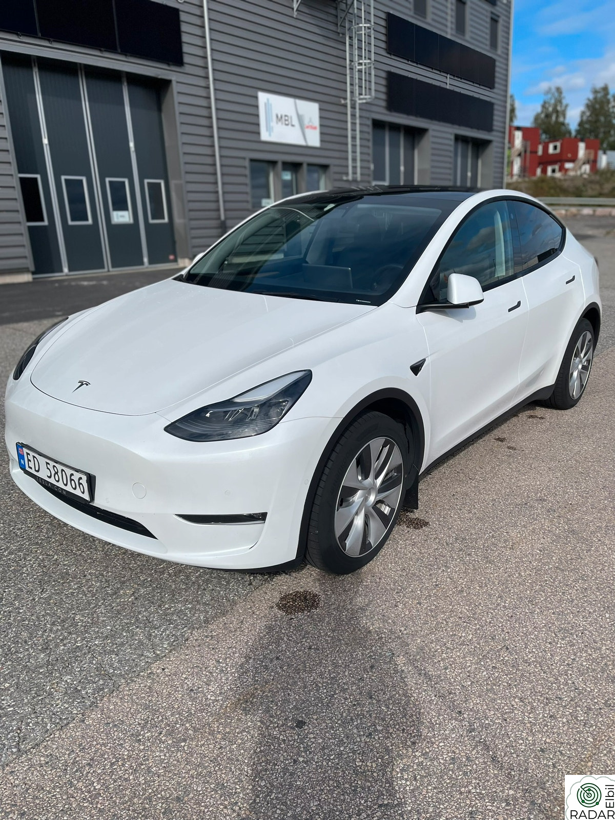 TESLA Model Y Long Range AWD