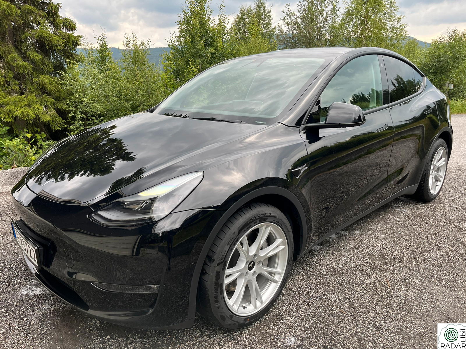 TESLA Model Y Long Range AWD
