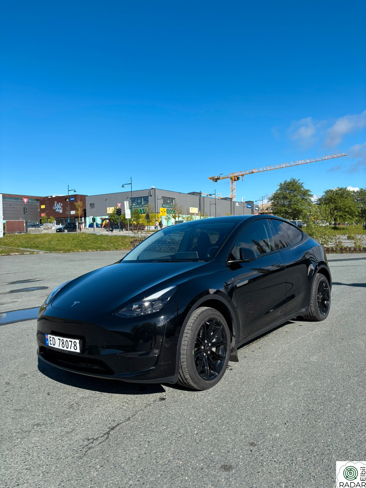 TESLA Model Y Long Range AWD