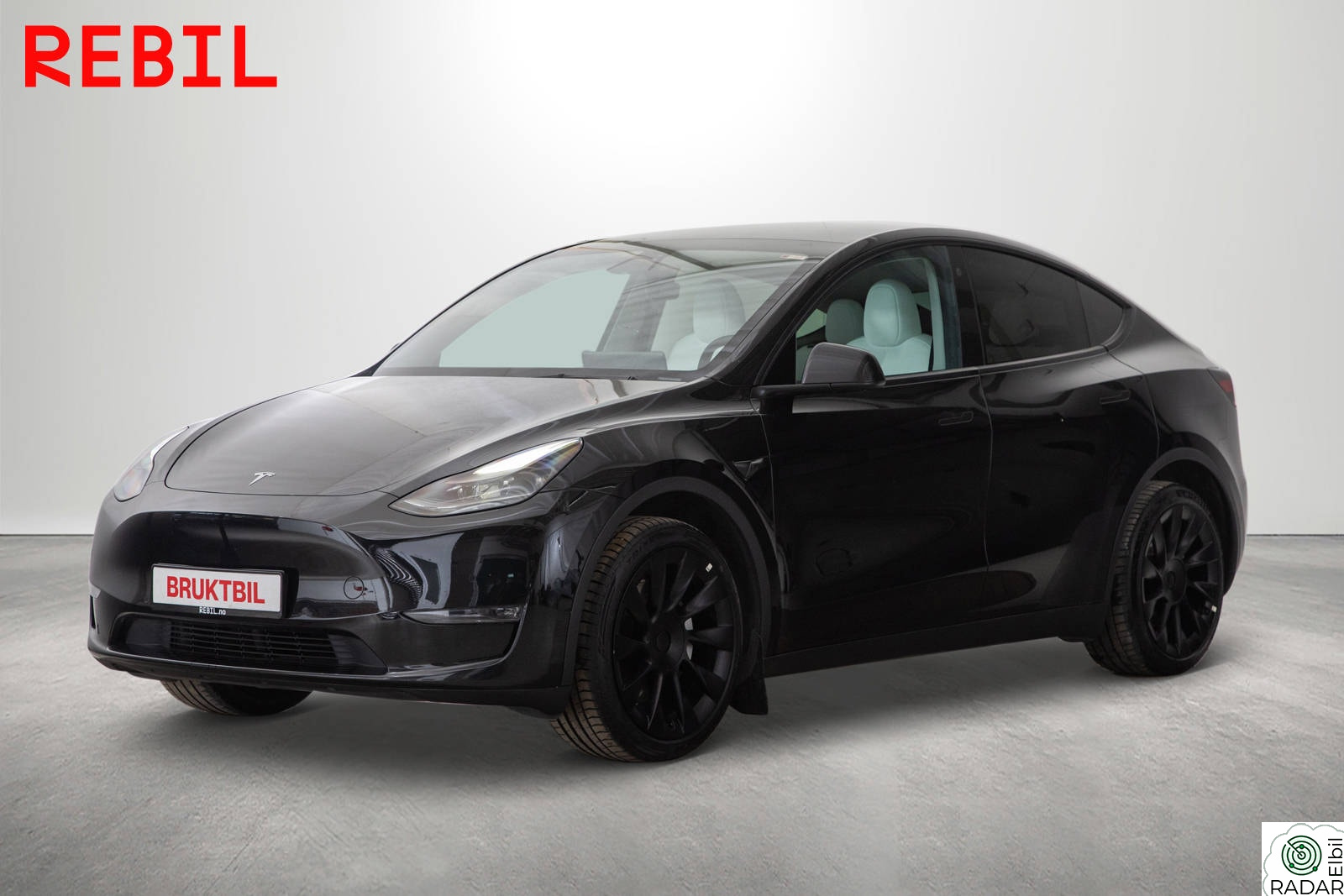 TESLA Model Y LongRange/AP/V.pumpe/R.Kam/Skinn/AWD/Ryzen/Krok