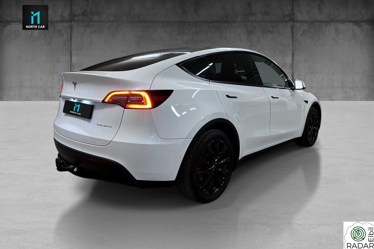 TESLA Model Y Long Range AWD / EU  godkjent 04.2025