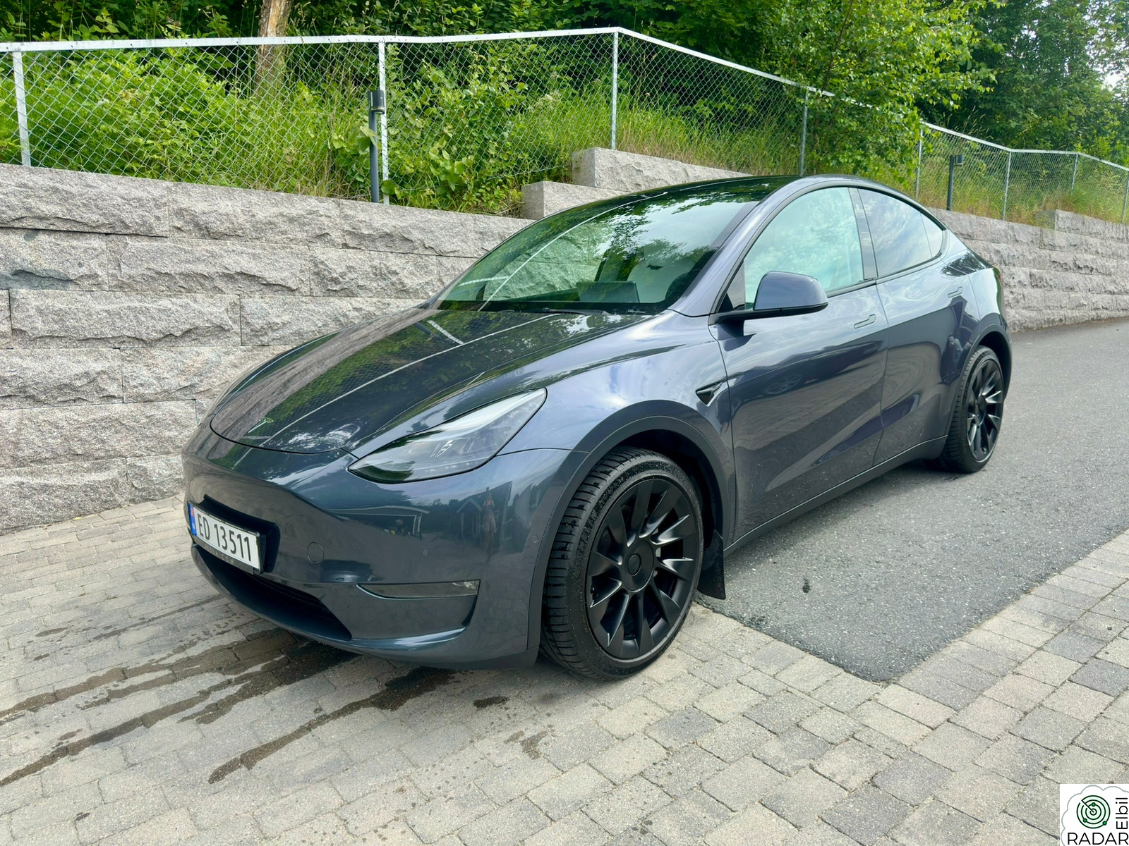TESLA Model Y Long Range AWD