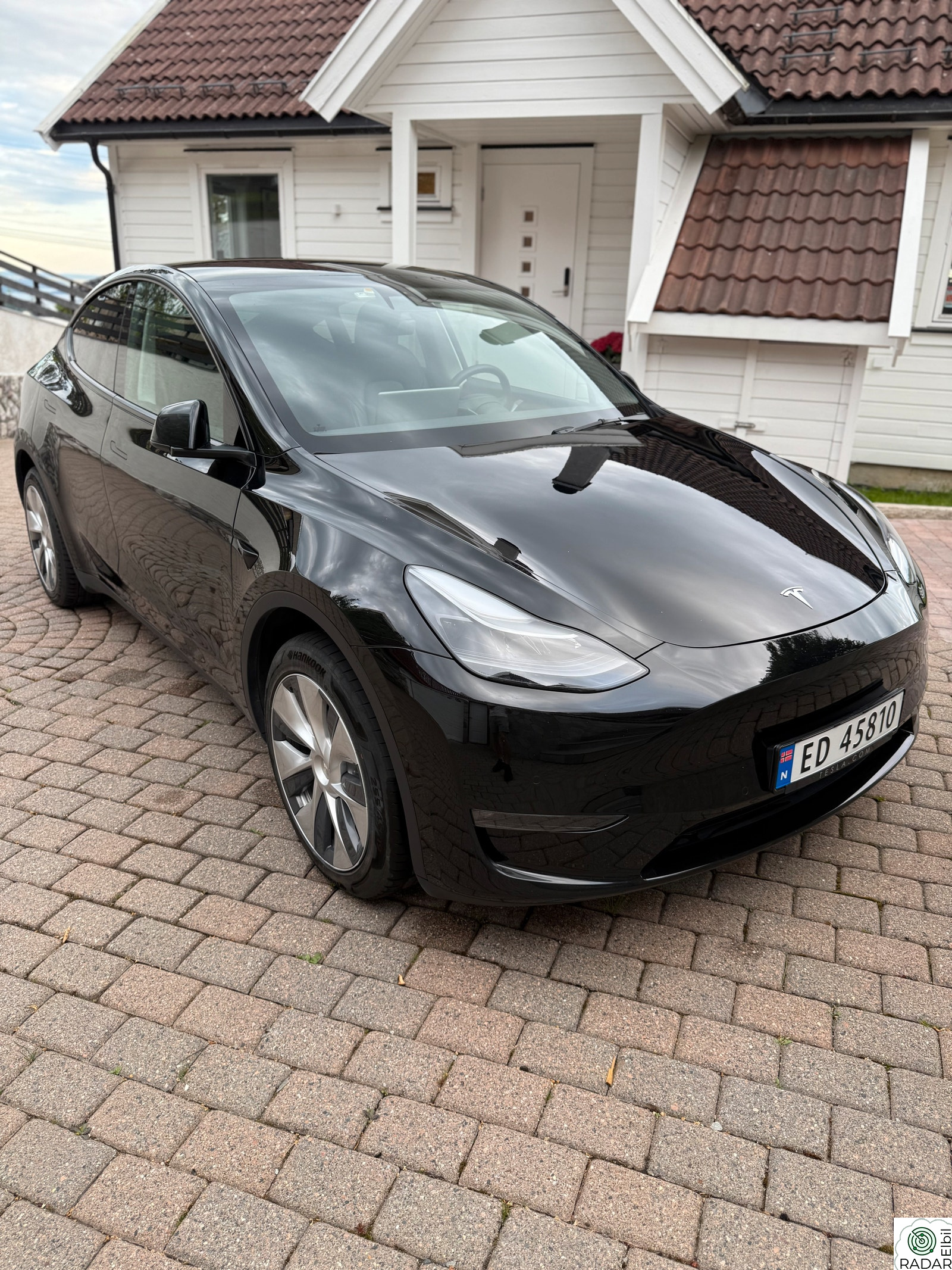 TESLA Model Y Long Range AWD/ Enhanced Autopilot/ Nybilgaranti/ Des21