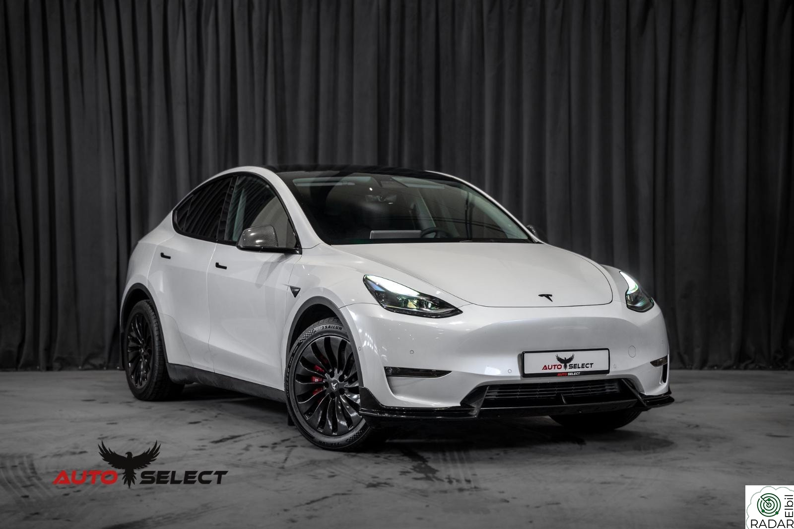 TESLA Model Y Long Range AWD/Premium Lyd/Krok/Varmepumpe/FSD
