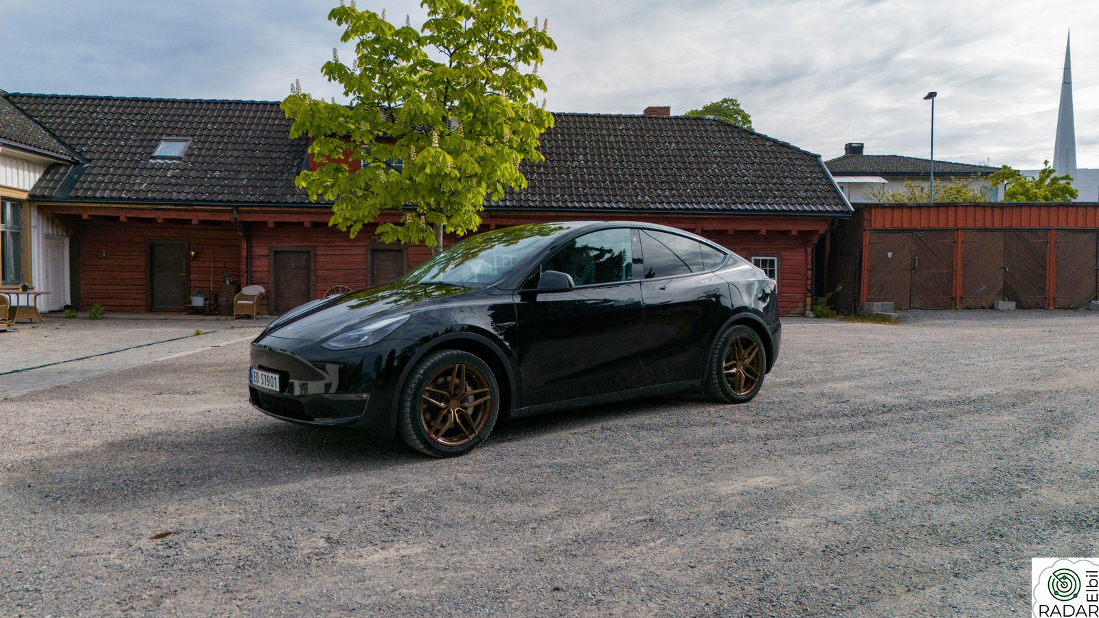 TESLA Model Y Long Range AWD
