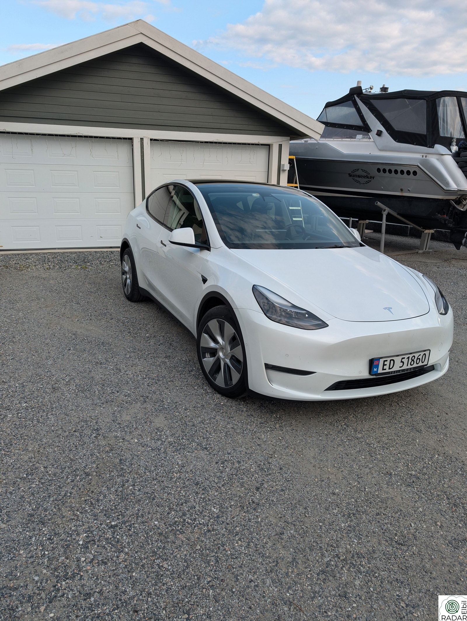 TESLA Model Y Long Range AWD
