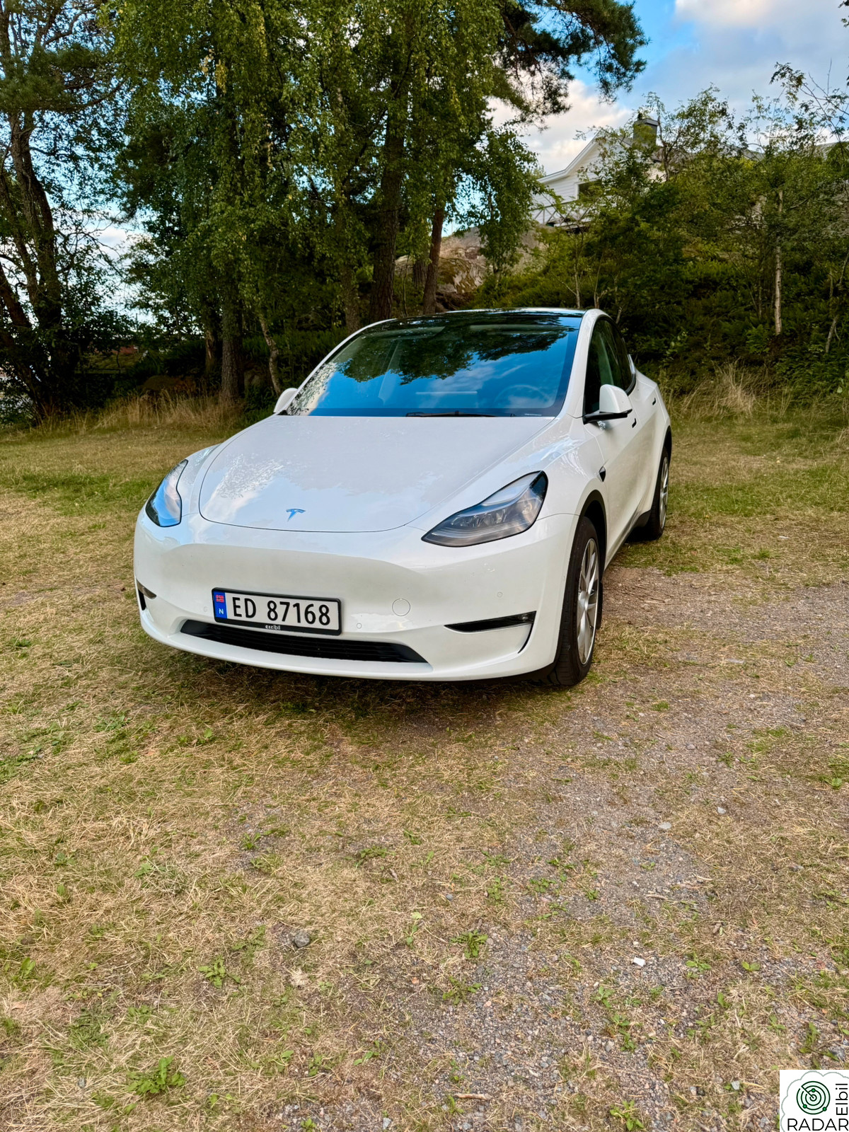 TESLA Model Y Long Range AWD,Premium,Skinn,Kamera,Autopilot,H-feste
