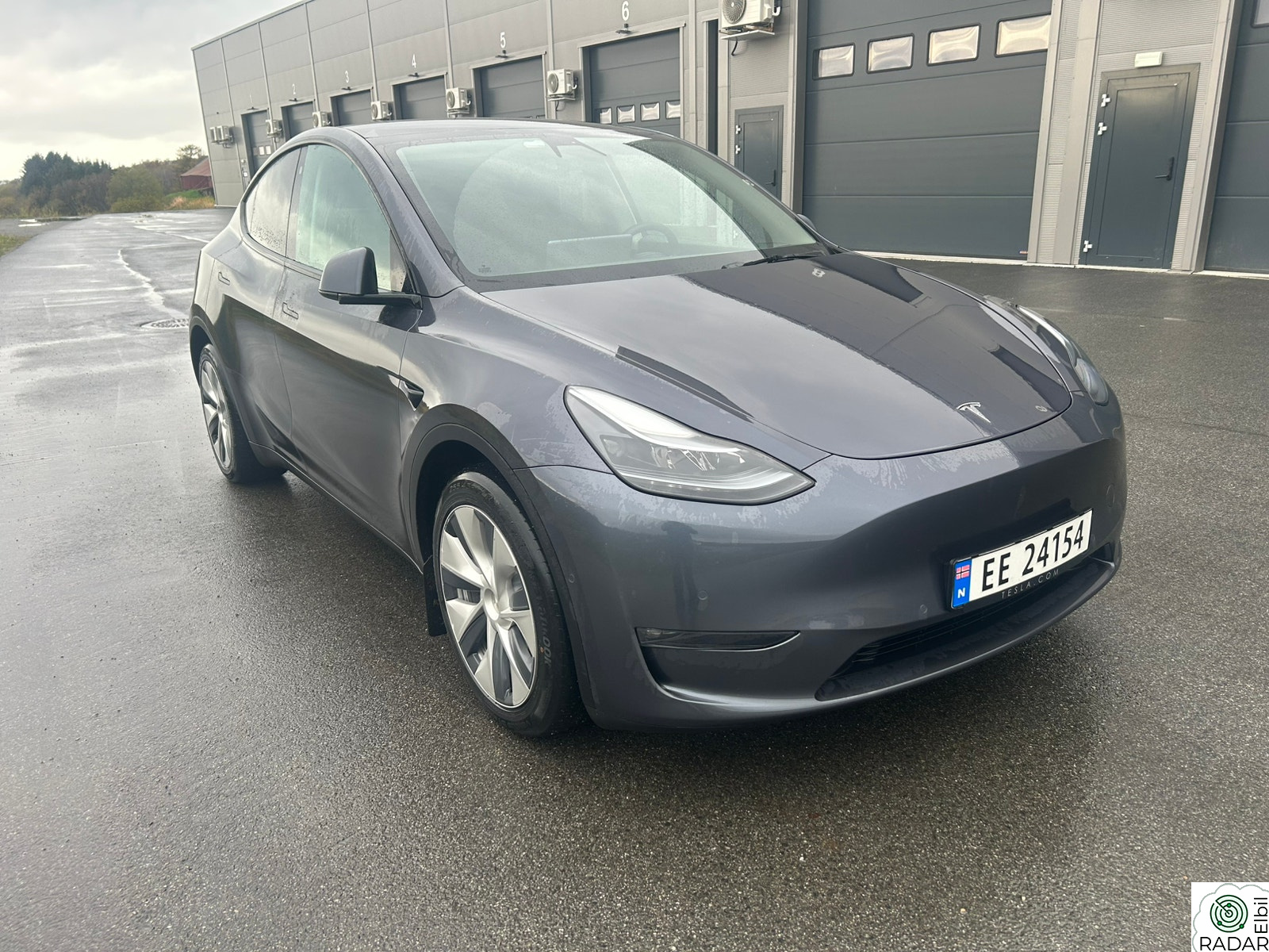 TESLA Model Y Long Range AWD